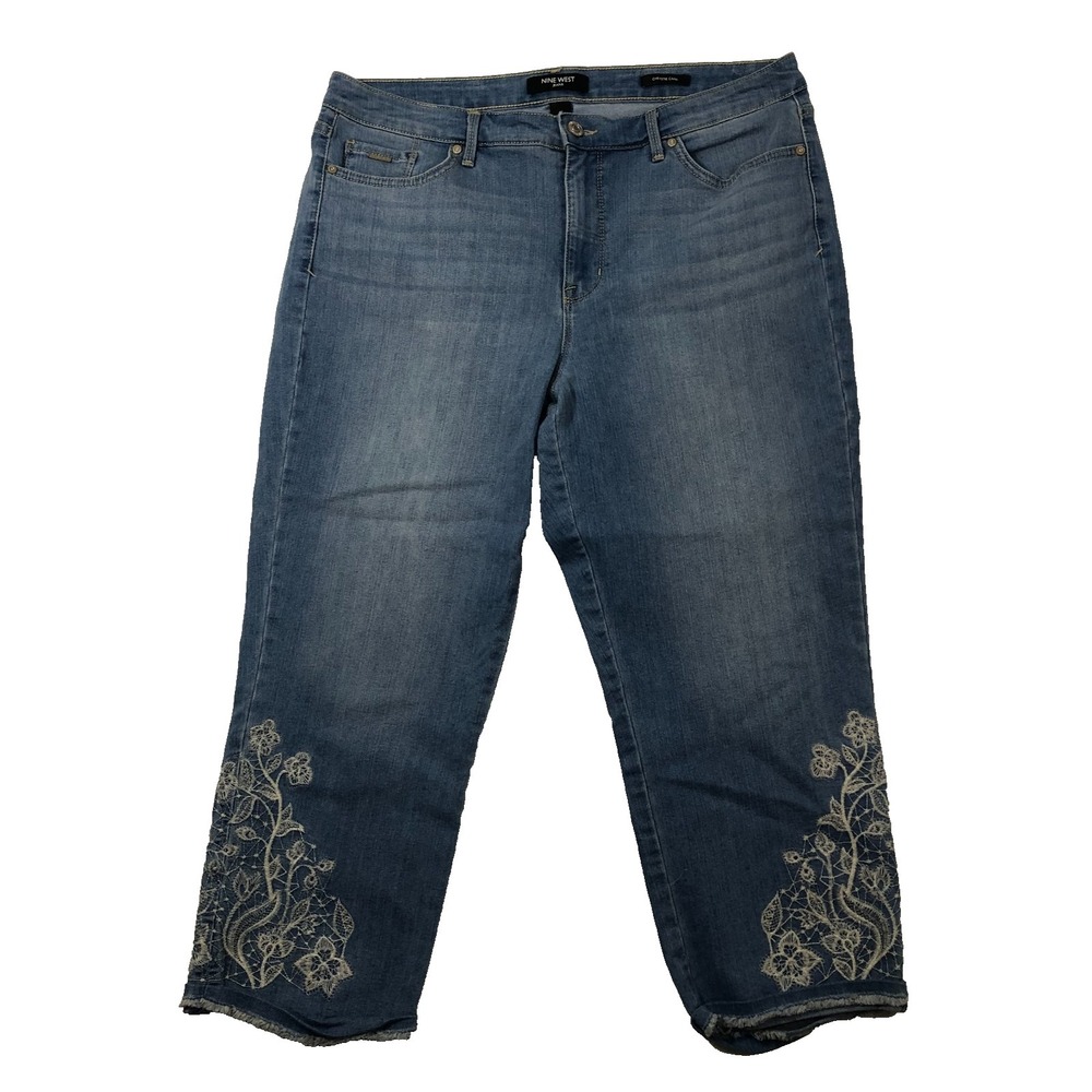 Nine‎ West Jeans Chrystie Capri Women's 16 Denim Blue Embroidered Floral Raw Hem